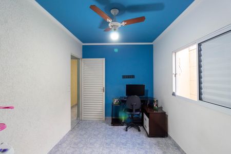 Casa à venda com 215m², 3 quartos e 2 vagasQuarto 2