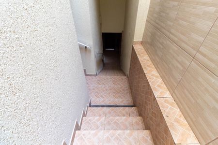 Casa à venda com 215m², 3 quartos e 2 vagasEscada