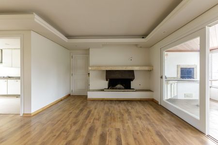 Apartamento à venda com 160m², 2 quartos e 2 vagasSala