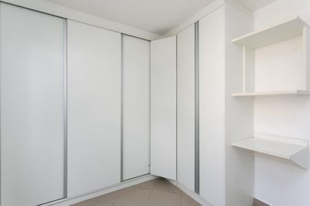 Quarto 2  de apartamento para alugar com 2 quartos, 50m² em Conjunto Residencial José Bonifácio, São Paulo