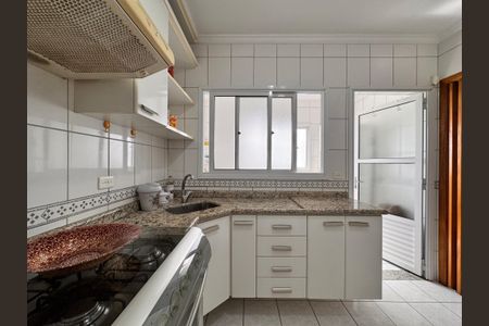 Apartamento à venda com 180m², 3 quartos e 2 vagas Apartamento à venda com 180m², 3 quartos e 2 vagasCozinha