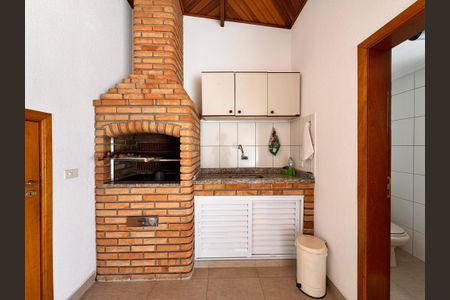 Apartamento à venda com 180m², 3 quartos e 2 vagas Apartamento à venda com 180m², 3 quartos e 2 vagasCobertura