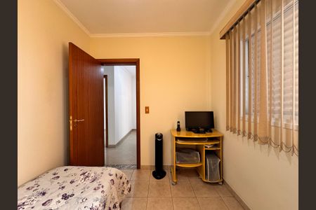 Apartamento à venda com 180m², 3 quartos e 2 vagas Apartamento à venda com 180m², 3 quartos e 2 vagasQuarto 1