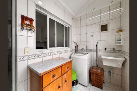 Apartamento à venda com 180m², 3 quartos e 2 vagas Apartamento à venda com 180m², 3 quartos e 2 vagasÁrea de Serviço