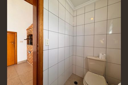 Apartamento à venda com 180m², 3 quartos e 2 vagas Apartamento à venda com 180m², 3 quartos e 2 vagasLavabo