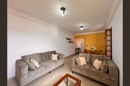 Apartamento à venda com 180m², 3 quartos e 2 vagas Apartamento à venda com 180m², 3 quartos e 2 vagasSala