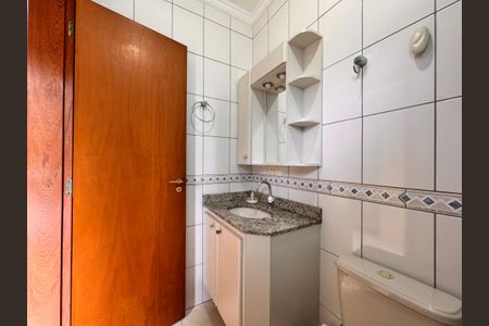 Apartamento à venda com 180m², 3 quartos e 2 vagas Apartamento à venda com 180m², 3 quartos e 2 vagasBanheiro da Suíte