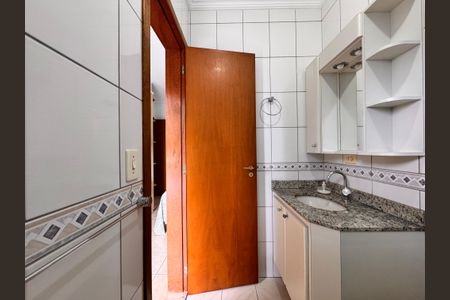 Apartamento à venda com 180m², 3 quartos e 2 vagas Apartamento à venda com 180m², 3 quartos e 2 vagasBanheiro da Suíte