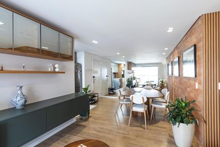 Apartamento à venda com 85m², 2 quartos e 2 vagasSala