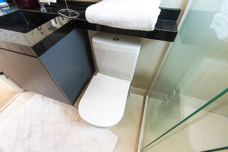 Apartamento à venda com 85m², 2 quartos e 2 vagasBanheiro da Suíte