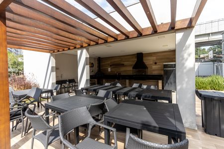 Apartamento à venda com 85m², 2 quartos e 2 vagasChurrasqueira