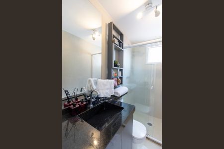 Apartamento à venda com 85m², 2 quartos e 2 vagasBanheiro da Suíte