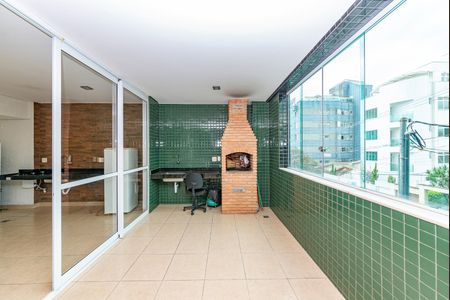 Apartamento para alugar com 300m², 4 quartos e 4 vagas Apartamento para alugar com 300m², 4 quartos e 4 vagasÁrea comum