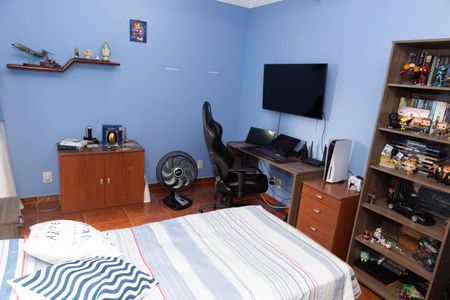 Casa à venda com 140m², 3 quartos e 2 vagasQuarto 2