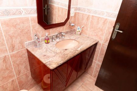 Casa à venda com 140m², 3 quartos e 2 vagasBanheiro da Suíte 1