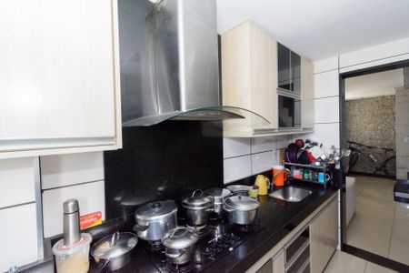Apartamento à venda com 140m², 3 quartos e 2 vagasCozinha
