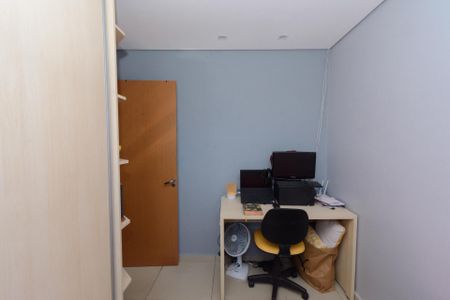 Apartamento à venda com 140m², 3 quartos e 2 vagasQuarto 2