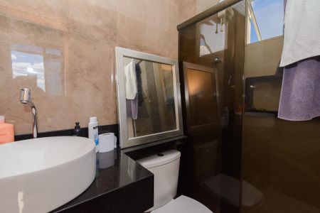 Apartamento à venda com 140m², 3 quartos e 2 vagasBanheiro da Suíte