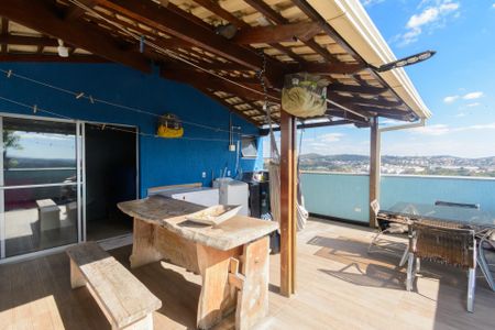 Apartamento à venda com 140m², 3 quartos e 2 vagasCobertura