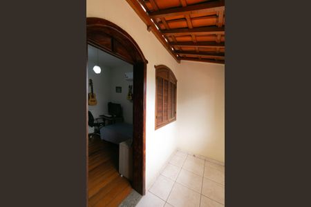 Casa à venda com 208m², 4 quartos e 4 vagasSacada