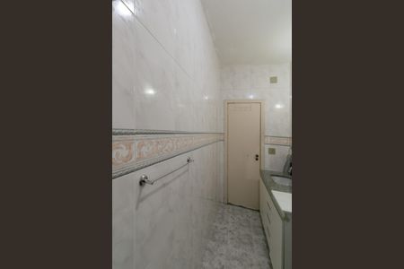 Casa à venda com 208m², 4 quartos e 4 vagasBanheiro Social