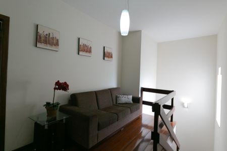 Casa à venda com 208m², 4 quartos e 4 vagasSala de Estar