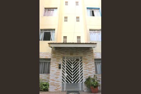 Apartamento para alugar com 44m², 2 quartos e sem vagaFachada do bloco.