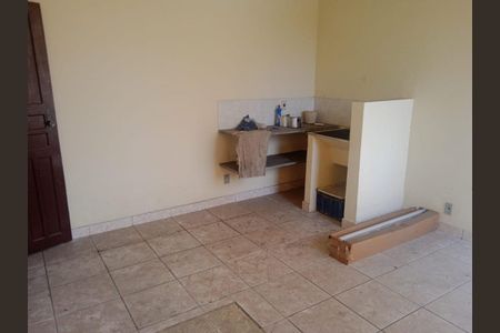 Casa à venda com 8 quartos, 450m² em Renascença, Belo Horizonte