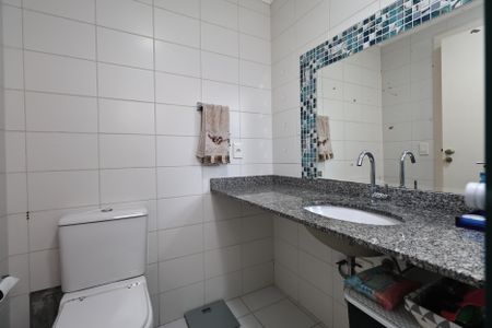 Apartamento à venda com 85m², 3 quartos e 2 vagasBanheiro da Suíte