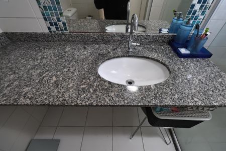 Apartamento à venda com 85m², 3 quartos e 2 vagasBanheiro da Suíte