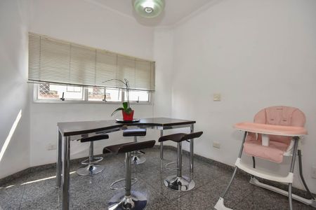 Apartamento à venda com 200m², 4 quartos e 3 vagasCopa