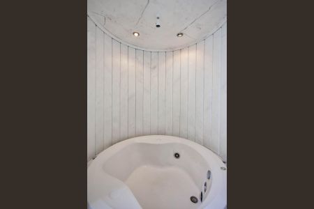 Apartamento à venda com 200m², 4 quartos e 3 vagasBanheiro da Suíte 3