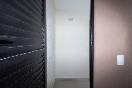 Casa de condomínio à venda com 120m², 2 quartos e 2 vagasDepósito