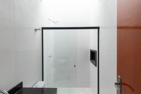 Casa de condomínio à venda com 120m², 2 quartos e 2 vagasBanheiro