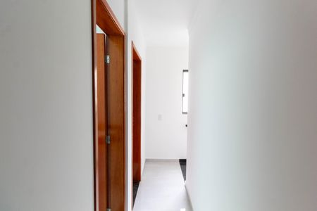 Casa de condomínio à venda com 120m², 2 quartos e 2 vagasCorredor