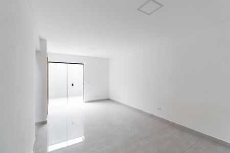 Casa de condomínio à venda com 120m², 2 quartos e 2 vagasSala/Cozinha
