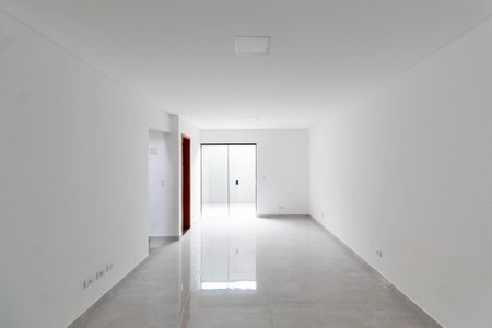 Casa de condomínio à venda com 120m², 2 quartos e 2 vagasSala/Cozinha