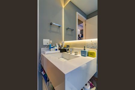 Apartamento à venda com 163m², 3 quartos e 3 vagasBanheiro da Suíte 1