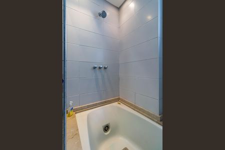 Apartamento à venda com 163m², 3 quartos e 3 vagas Apartamento à venda com 163m², 3 quartos e 3 vagasBanheiro da Suíte 3