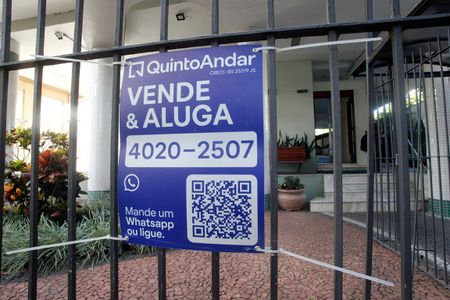 Apartamento para alugar com 140m², 3 quartos e 1 vagaPlaquinha