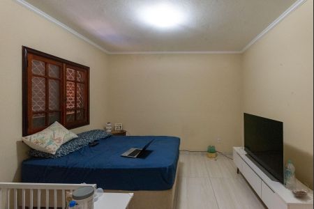 Casa à venda com 270m², 3 quartos e 4 vagasSuíte