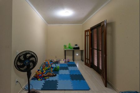 Casa à venda com 270m², 3 quartos e 4 vagasSuíte