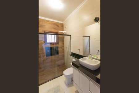 Casa à venda com 270m², 3 quartos e 4 vagasBanheiro