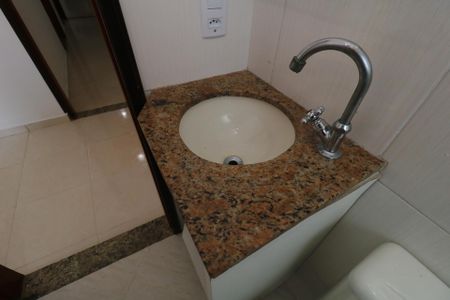 Apartamento para alugar com 124m², 2 quartos e 2 vagasBanheiro da Suíte - Pia