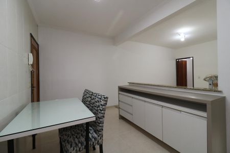 Apartamento para alugar com 124m², 2 quartos e 2 vagasCozinha