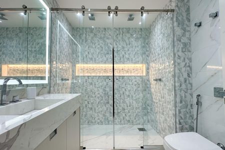 Apartamento à venda com 298m², 4 quartos e 1 vagaBanheiro Suíte 01