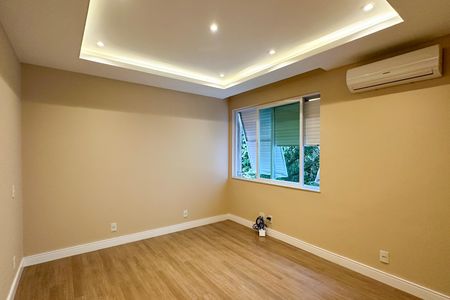 Apartamento à venda com 298m², 4 quartos e 1 vagaSuíte 01