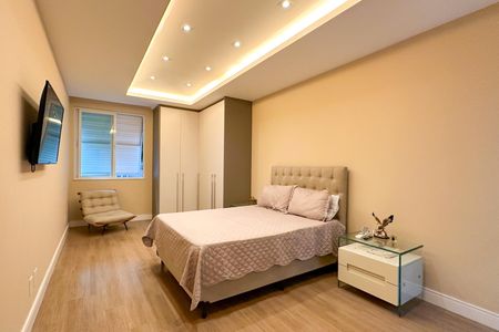 Apartamento à venda com 298m², 4 quartos e 1 vagaSuíte 02