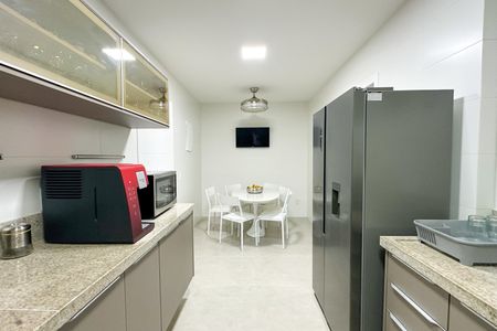Apartamento à venda com 298m², 4 quartos e 1 vagaCozinha