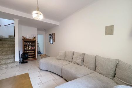 Casa à venda com 175m², 4 quartos e 2 vagasSala